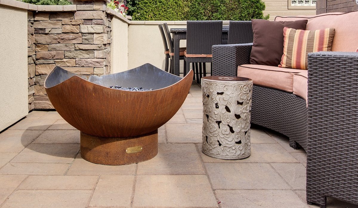 Modern Patio Fire Pit